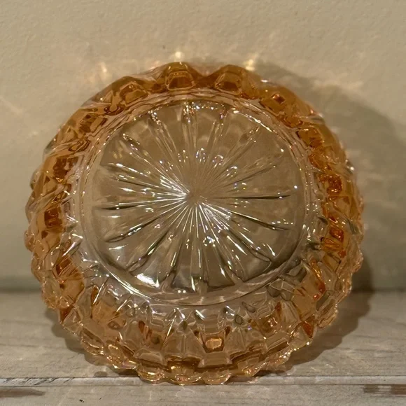 Vintage Mid Century Scalloped Edge Pink Glass Ashtray - Picture 3 of 5